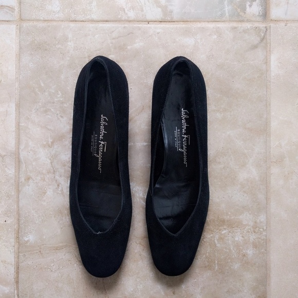 Vintage Ferragamo Suede Tortoise Wedge Ballets 8 - Picture 2 of 4